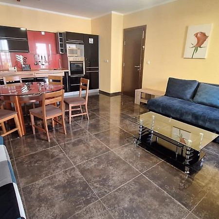 Apartments Coral Kotor Bagian luar foto