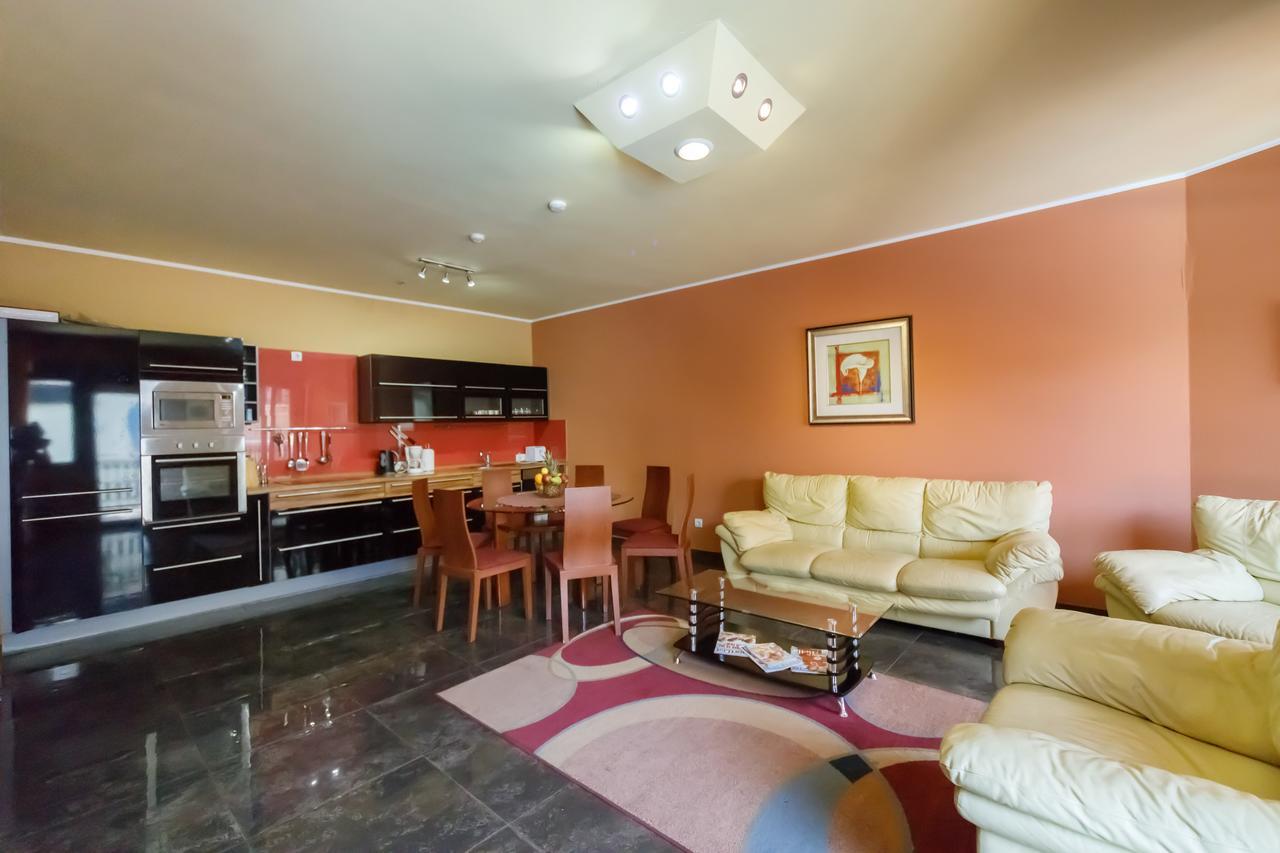 Apartments Coral Kotor Bagian luar foto