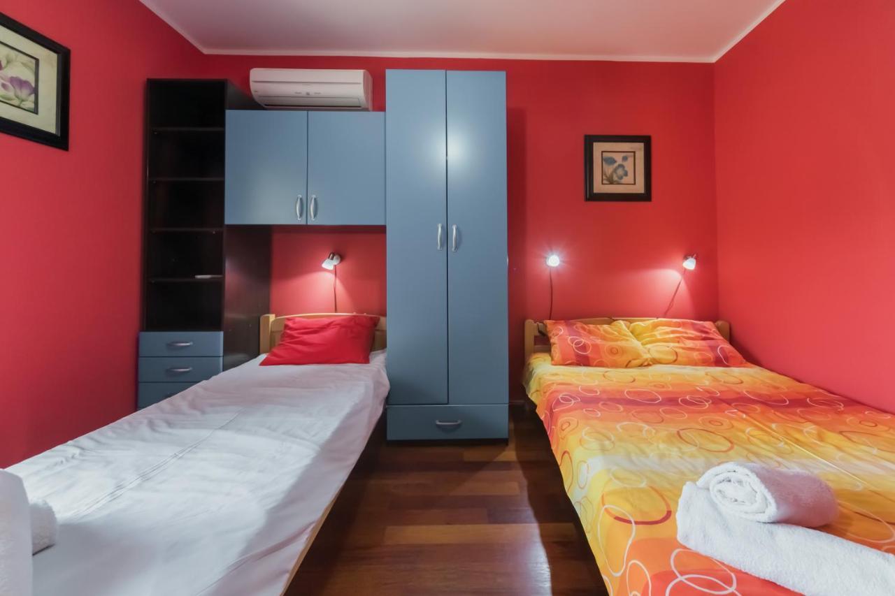 Apartments Coral Kotor Bagian luar foto