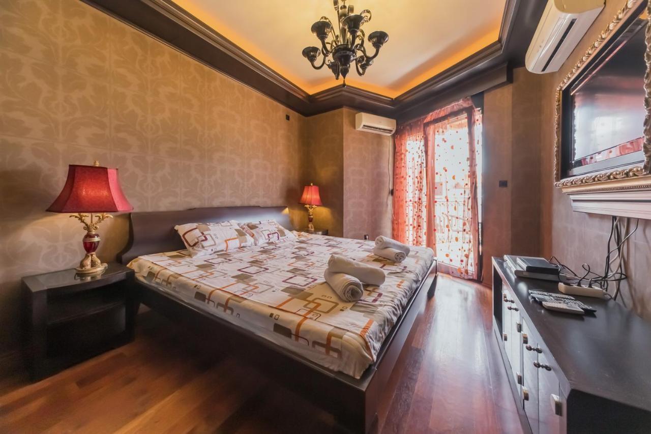 Apartments Coral Kotor Bagian luar foto